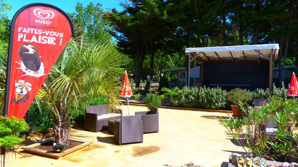 Camping La Maurie Foulerot Exteriör bild