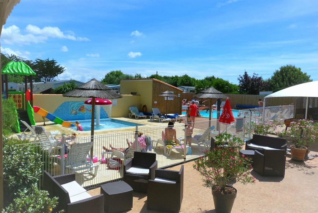 Camping La Maurie Foulerot Exteriör bild